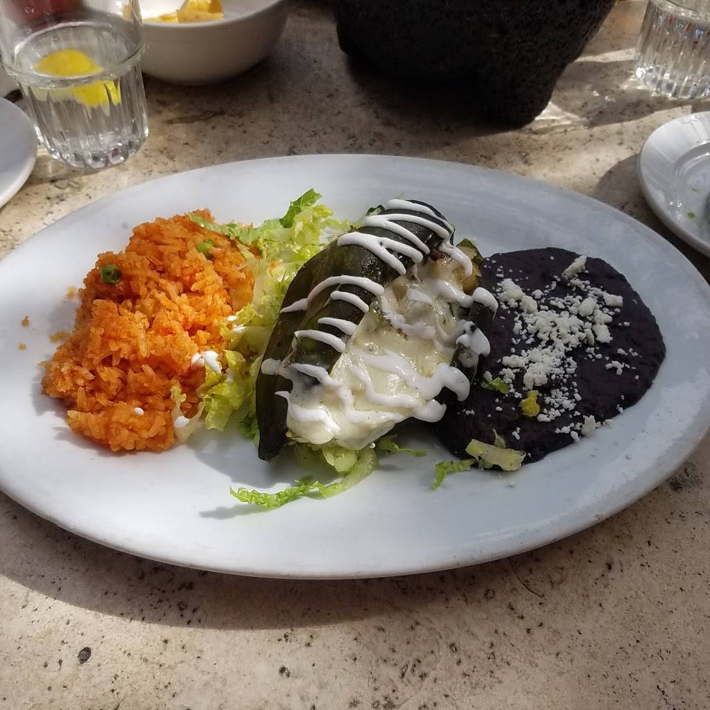 Consuelo Mexican Bistro | restaurant | 337 Santana Row #1125, San Jose, CA 95128, USA | 4082607082 OR +1 408-260-7082