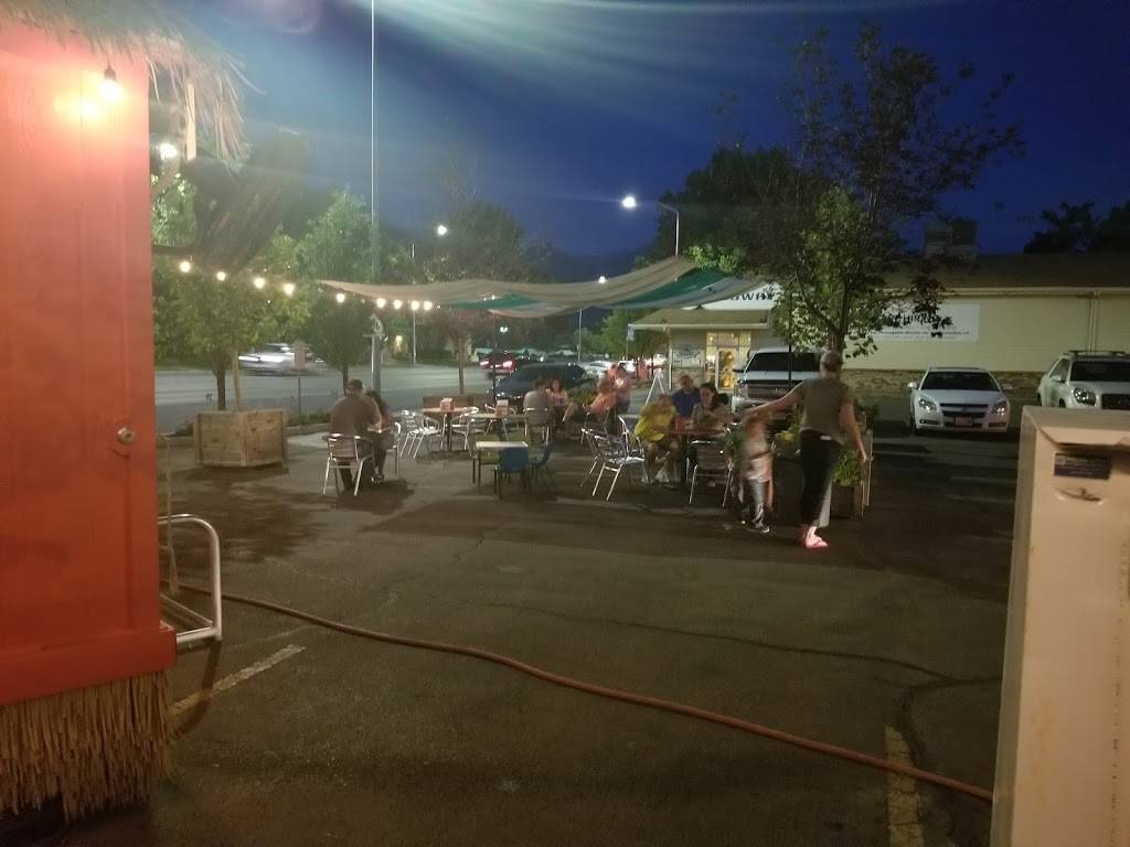 Lanis Hawaiian Style Shave Ice | restaurant | 110 S Main St, Spanish Fork, UT 84660, USA | 8017982434 OR +1 801-798-2434