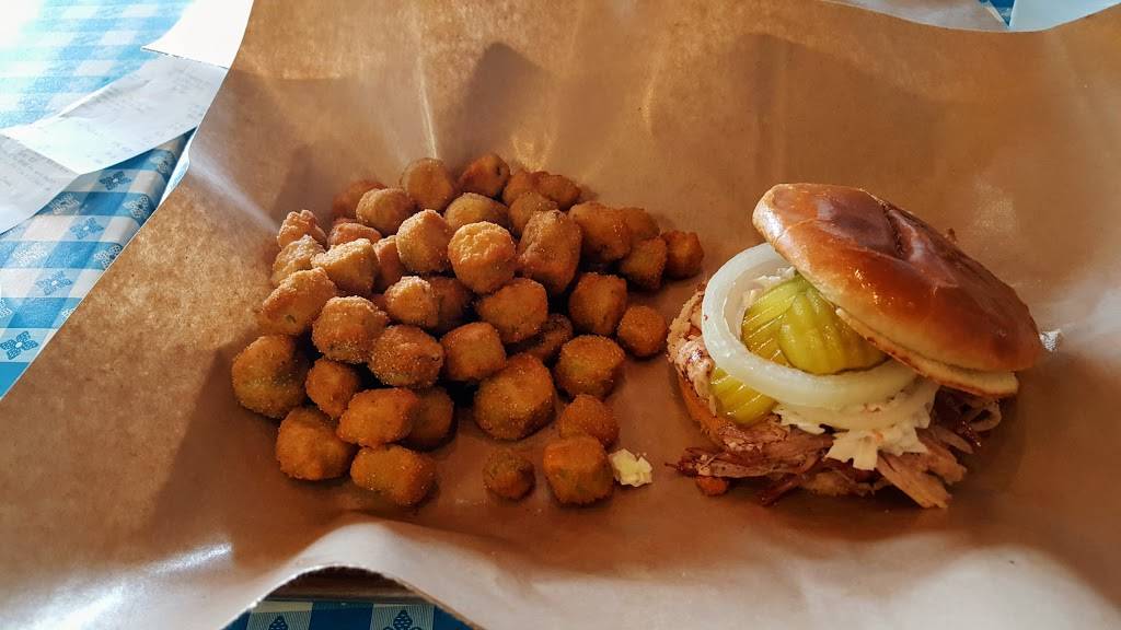 Dickeys Barbecue Pit | restaurant | 661 Louis Henna Blvd, Round Rock, TX 78664, USA | 5122442877 OR +1 512-244-2877