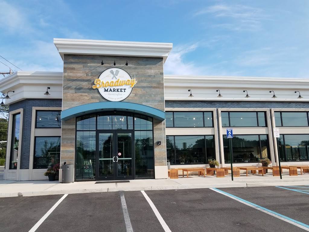 Broadway Market | restaurant | 643 Broadway, Rocky Point, NY 11778, USA | 6318491729 OR +1 631-849-1729
