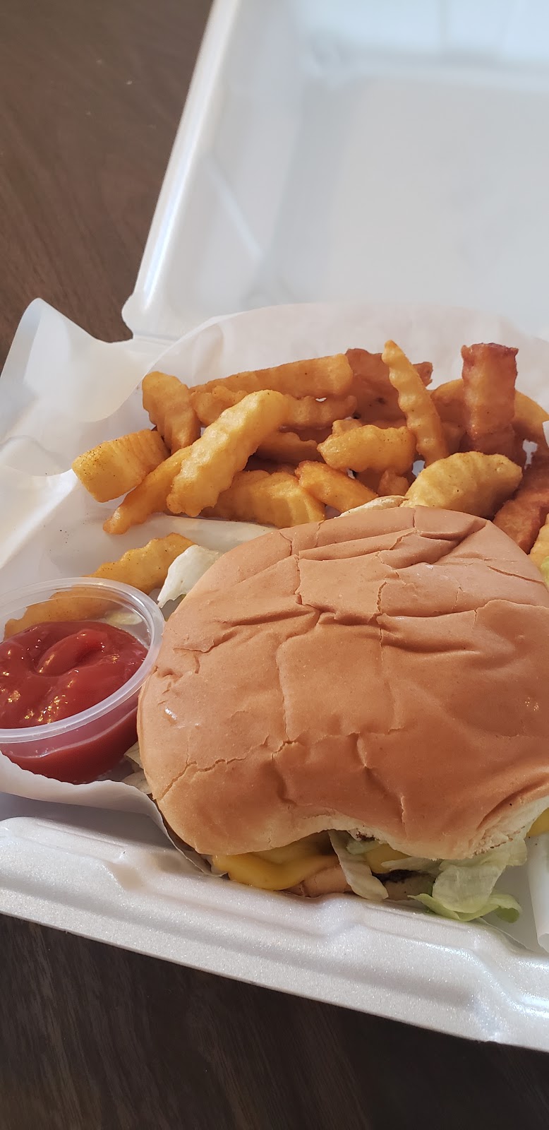 Mama Sarahs | restaurant | 903 Martin Luther King Dr, Rayville, LA 71269, USA | 3187283585 OR +1 318-728-3585