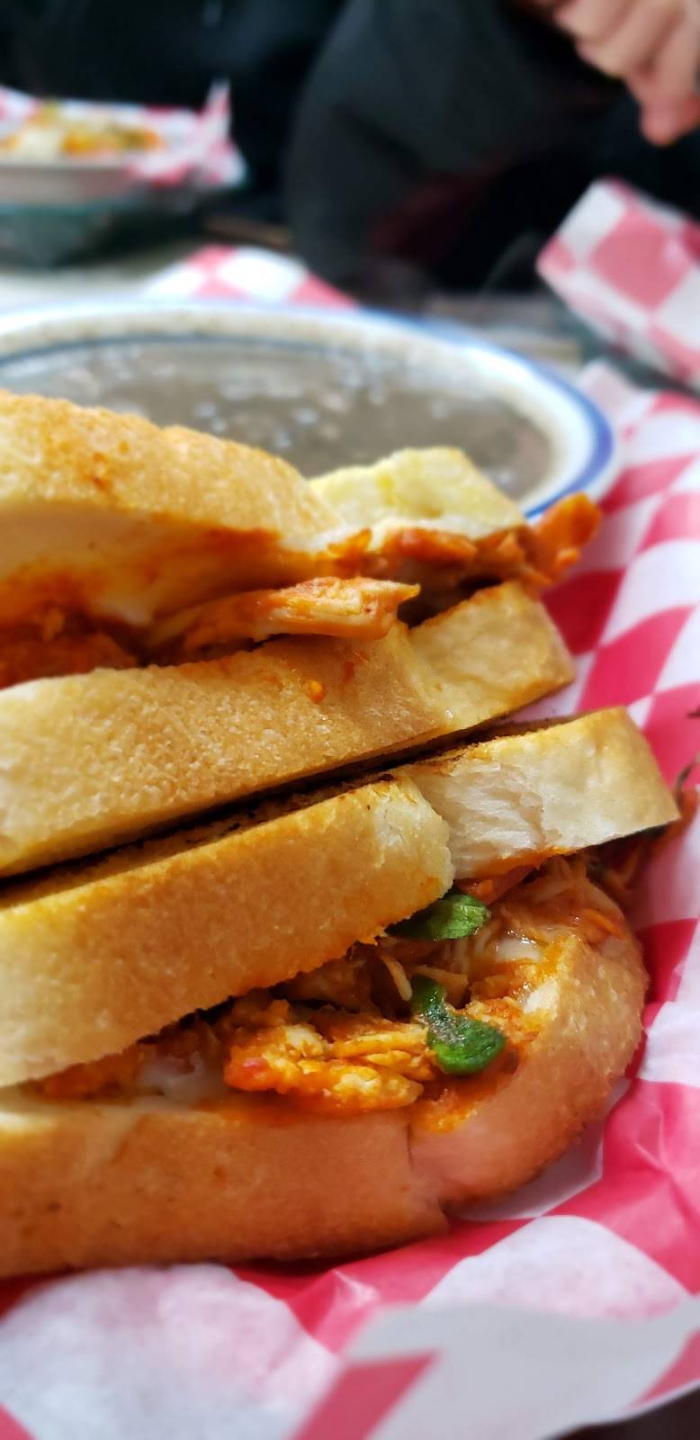 Soup Otzies | restaurant | 3950 S Howell Ave, Milwaukee, WI 53207, USA | 4147479670 OR +1 414-747-9670