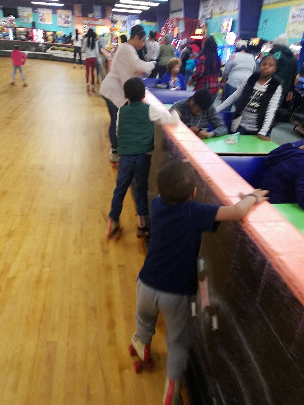 Millennium Skate World | restaurant | 1900 Carman St, Camden, NJ 08105, USA | 8567579460 OR +1 856-757-9460