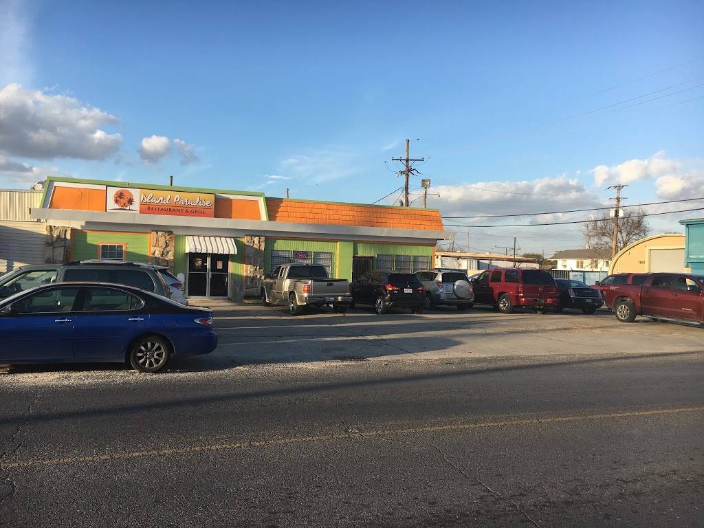 Island Paradise Restaurant & Grill | restaurant | 635 Kepler St, Gretna, LA 70053, USA | 5042275544 OR +1 504-227-5544