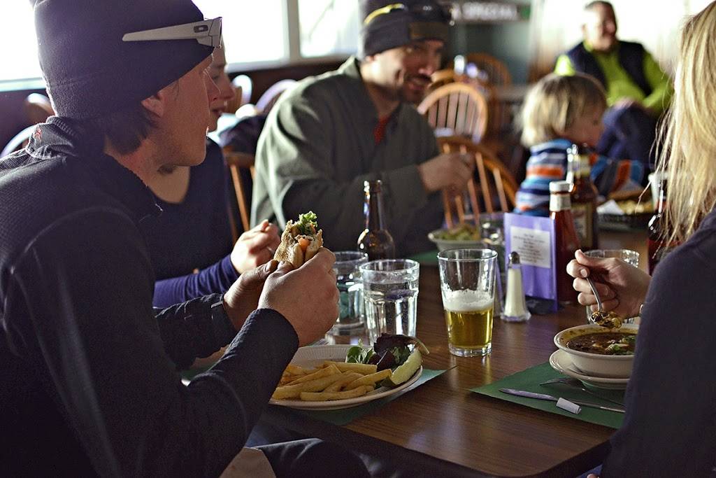 Oak Mountain | restaurant | 141 Novosel Way, Speculator, NY 12164, USA | 5185483606 OR +1 518-548-3606