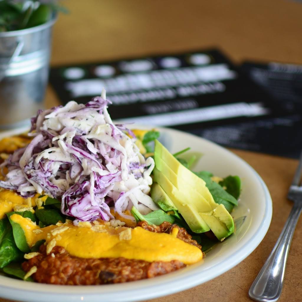 Real Roots Cafe | restaurant | 1549 Battlefield Pkwy, Fort Oglethorpe, GA 30742, USA | 4234675630 OR +1 423-467-5630