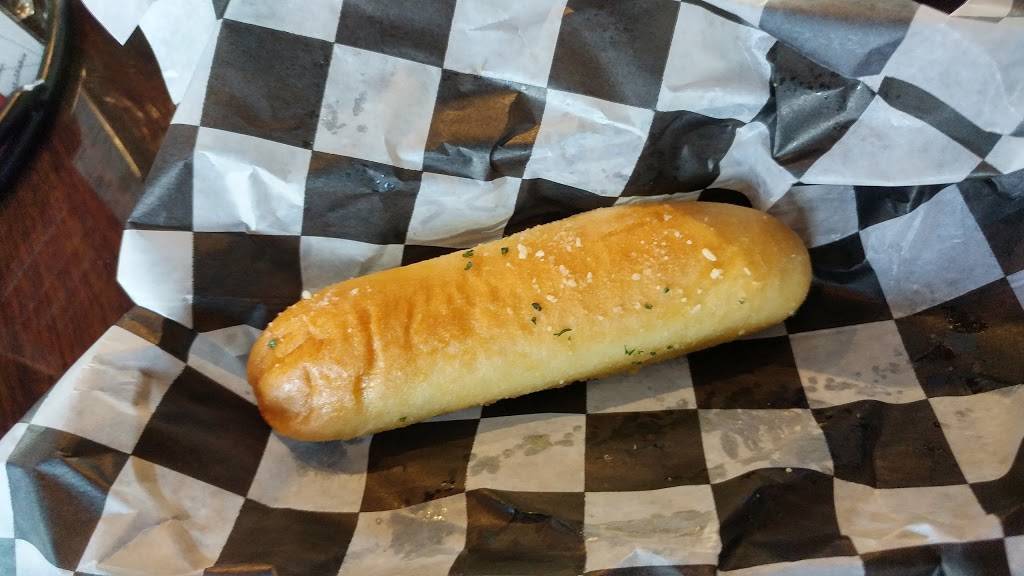 The Italian | restaurant | 300 S Leebrick St, Burlington, IA 52601, USA | 3197524500 OR +1 319-752-4500