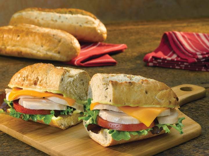 Boston Market | restaurant | 111 Lenox St, Norwood, MA 02062, USA | 7812550480 OR +1 781-255-0480