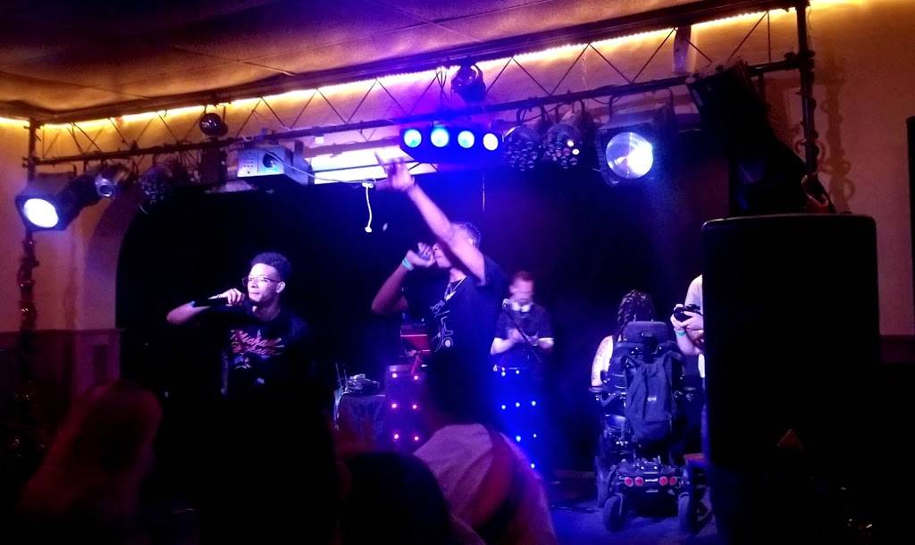 Drinx Bar & Grill | restaurant | 370 S Main St #5021, Lakeport, CA 95453, USA | 7072637355 OR +1 707-263-7355