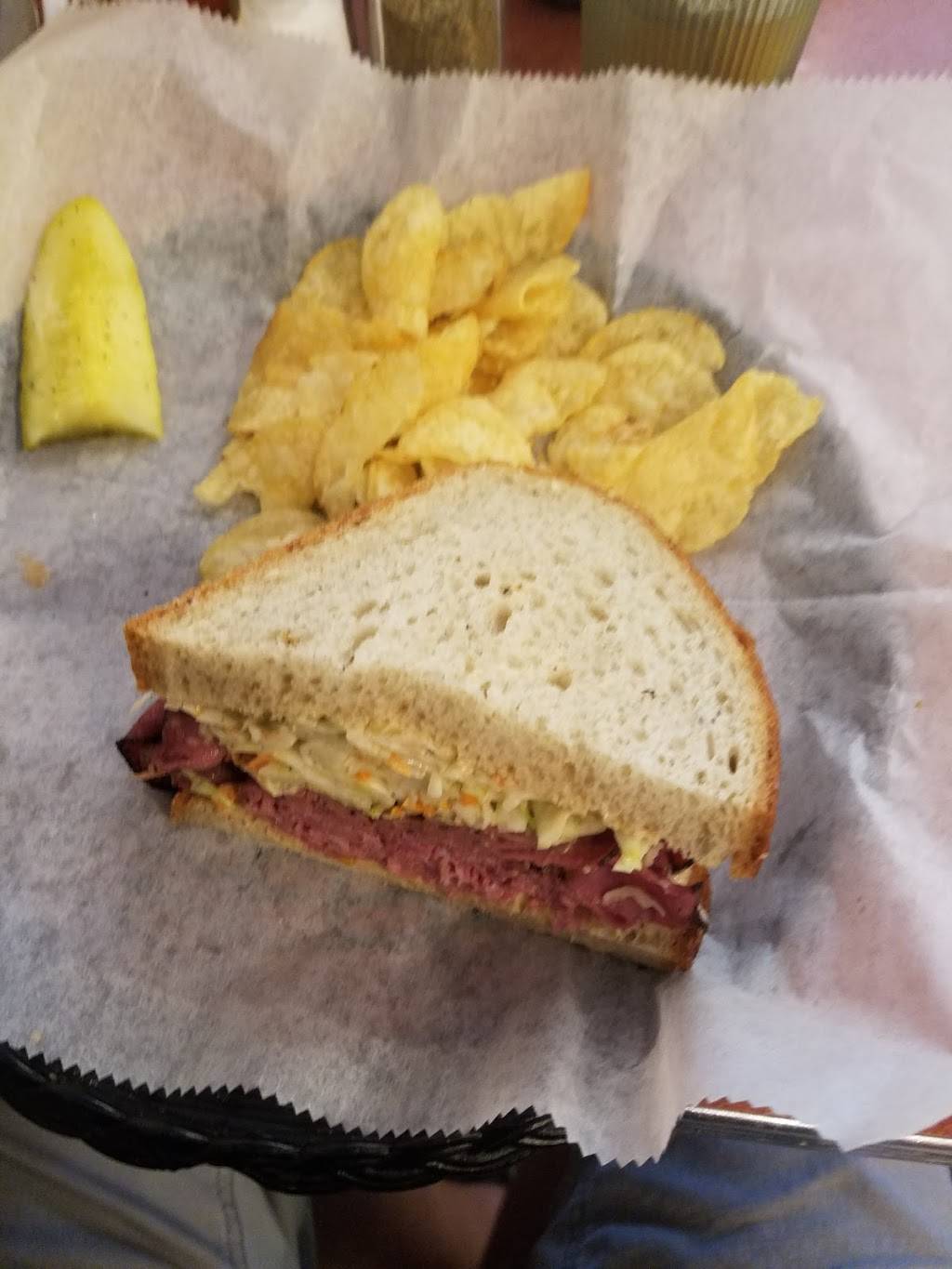 The Cascades | cafe | 407 Warren St, Hudson, NY 12534, USA | 5188229146 OR +1 518-822-9146