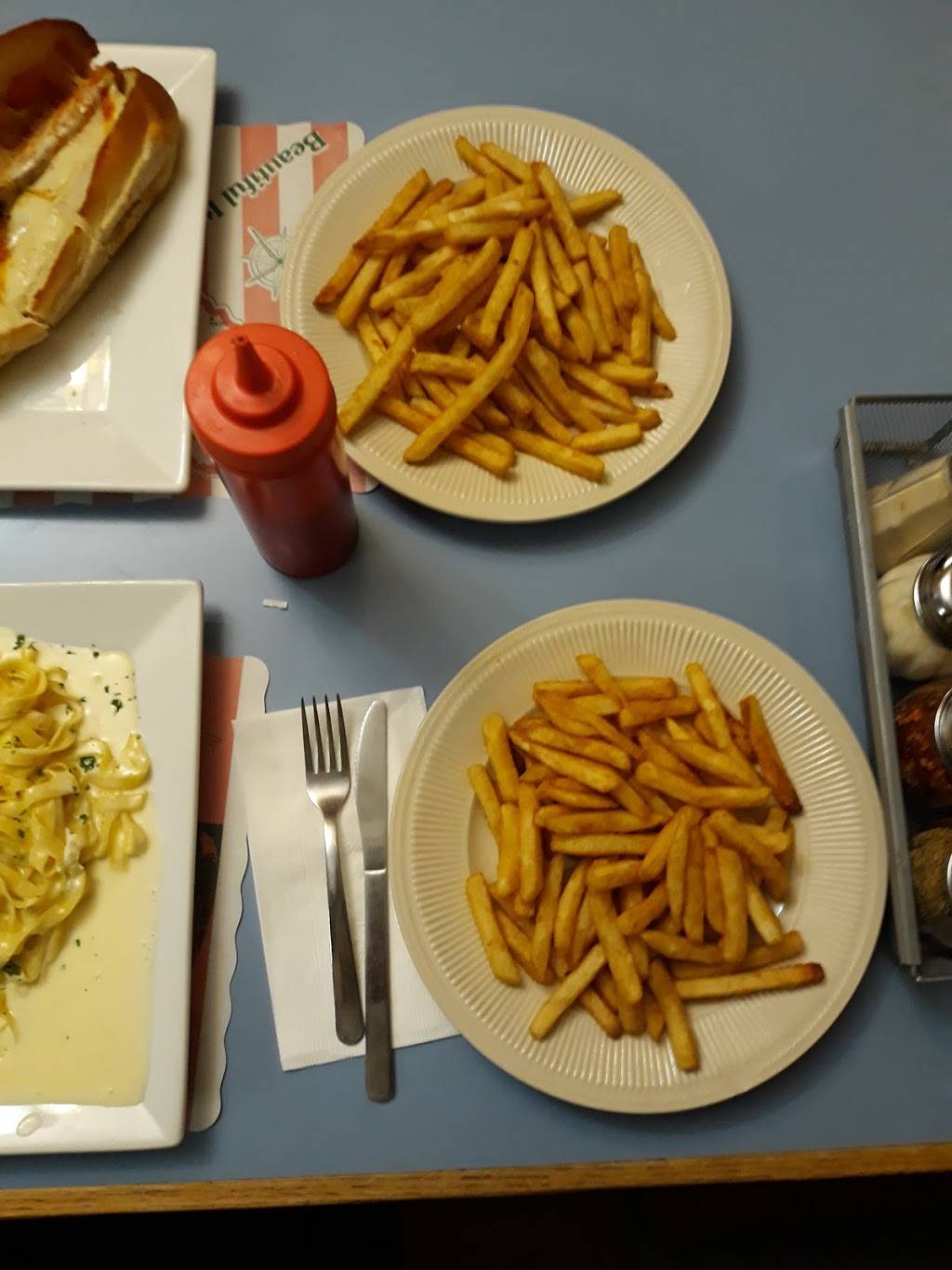 D & T Pizza Restaurant | restaurant | 1600 Perrineville Rd # 5, Monroe Township, NJ 08831, USA | 6096558642 OR +1 609-655-8642