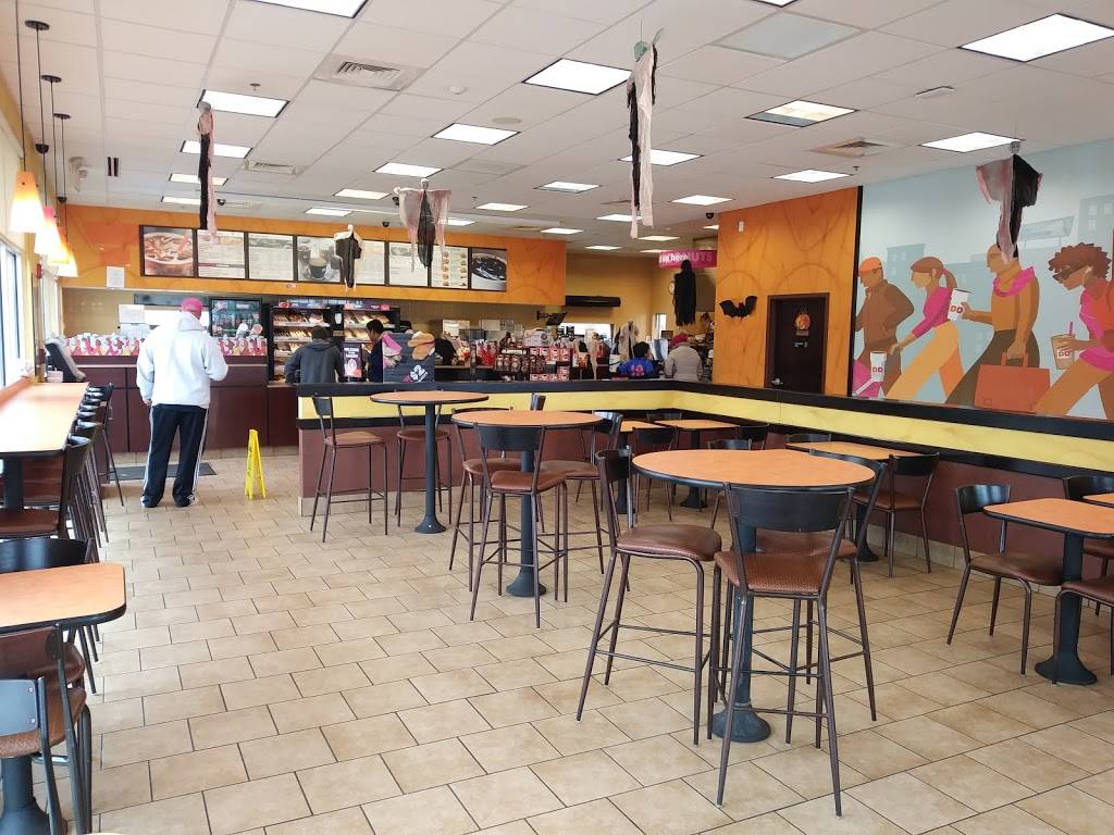 Dunkin | bakery | 117 Newbury St, Peabody, MA 01960, USA | 9785362617 OR +1 978-536-2617