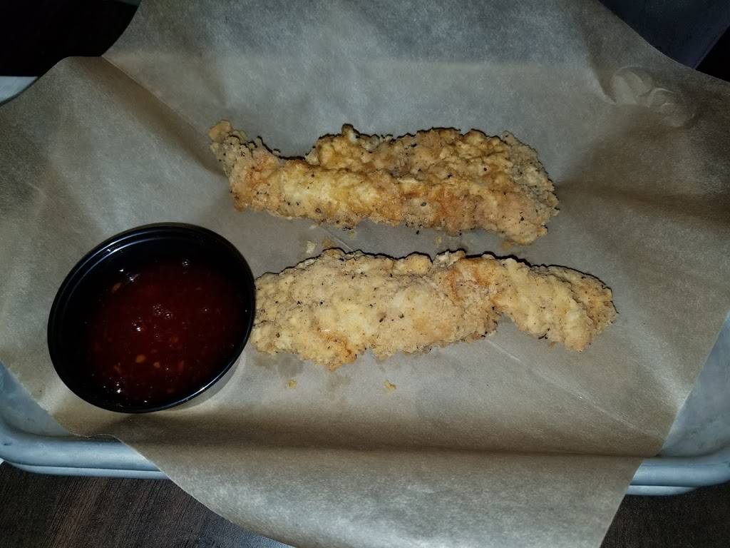 Buffalo Wild Wings | restaurant | 1835 Harbor Blvd, Costa Mesa, CA 92627, USA | 9496423219 OR +1 949-642-3219