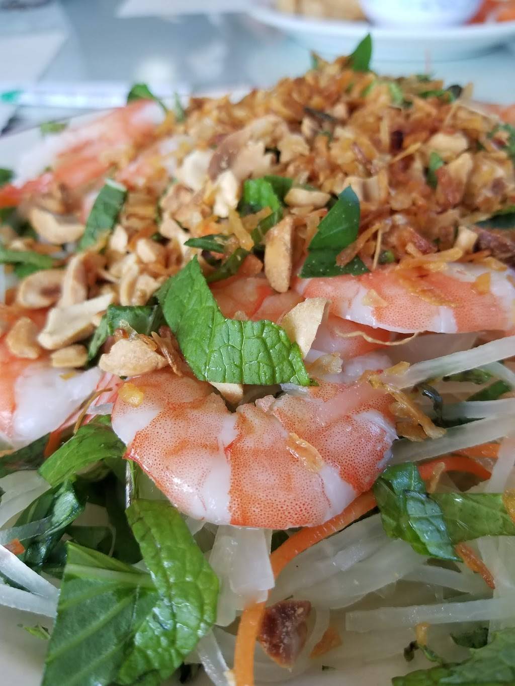 Le Paradis | restaurant | 22809 Mission Blvd, Hayward, CA 94541, USA | 5108862130 OR +1 510-886-2130