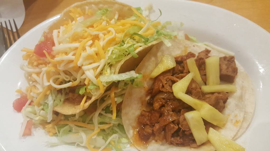 Rudys Mexican Restaurant & Tequila Bar | restaurant | 2508 Las Posas Rd, Camarillo, CA 93010, USA | 8053839100 OR +1 805-383-9100