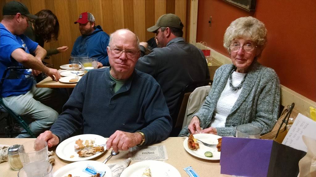 Pizza Ranch | meal delivery | 1900 1st St W, Independence, IA 50644, USA | 3193349000 OR +1 319-334-9000