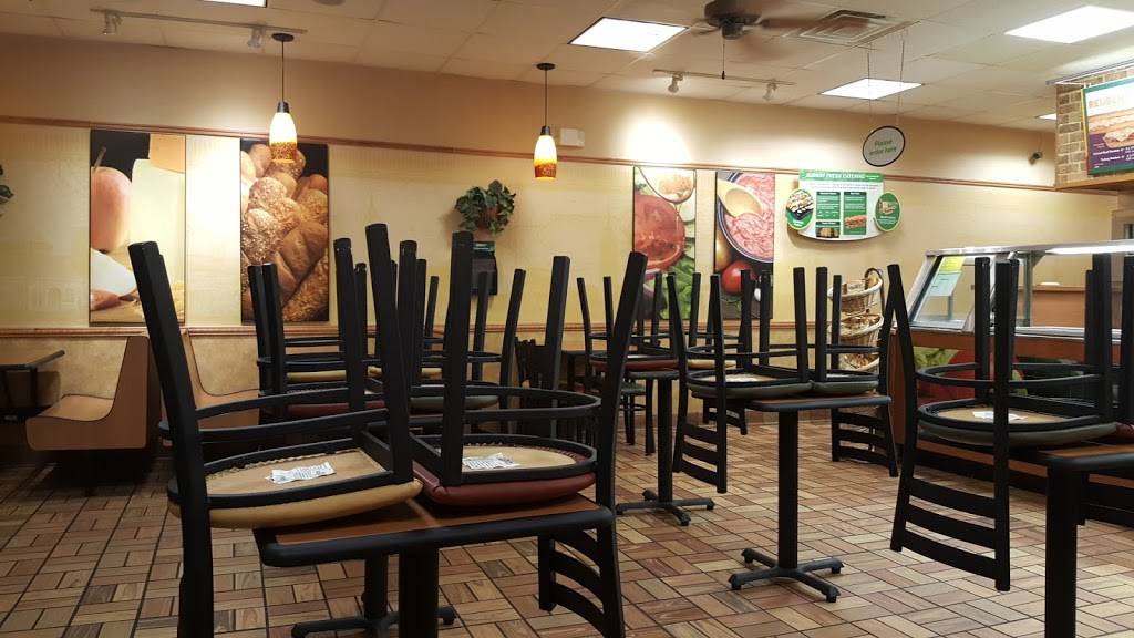 Subway | restaurant | 758 J Clyde Morris Blvd, Newport News, VA 23601, USA | 7575918670 OR +1 757-591-8670