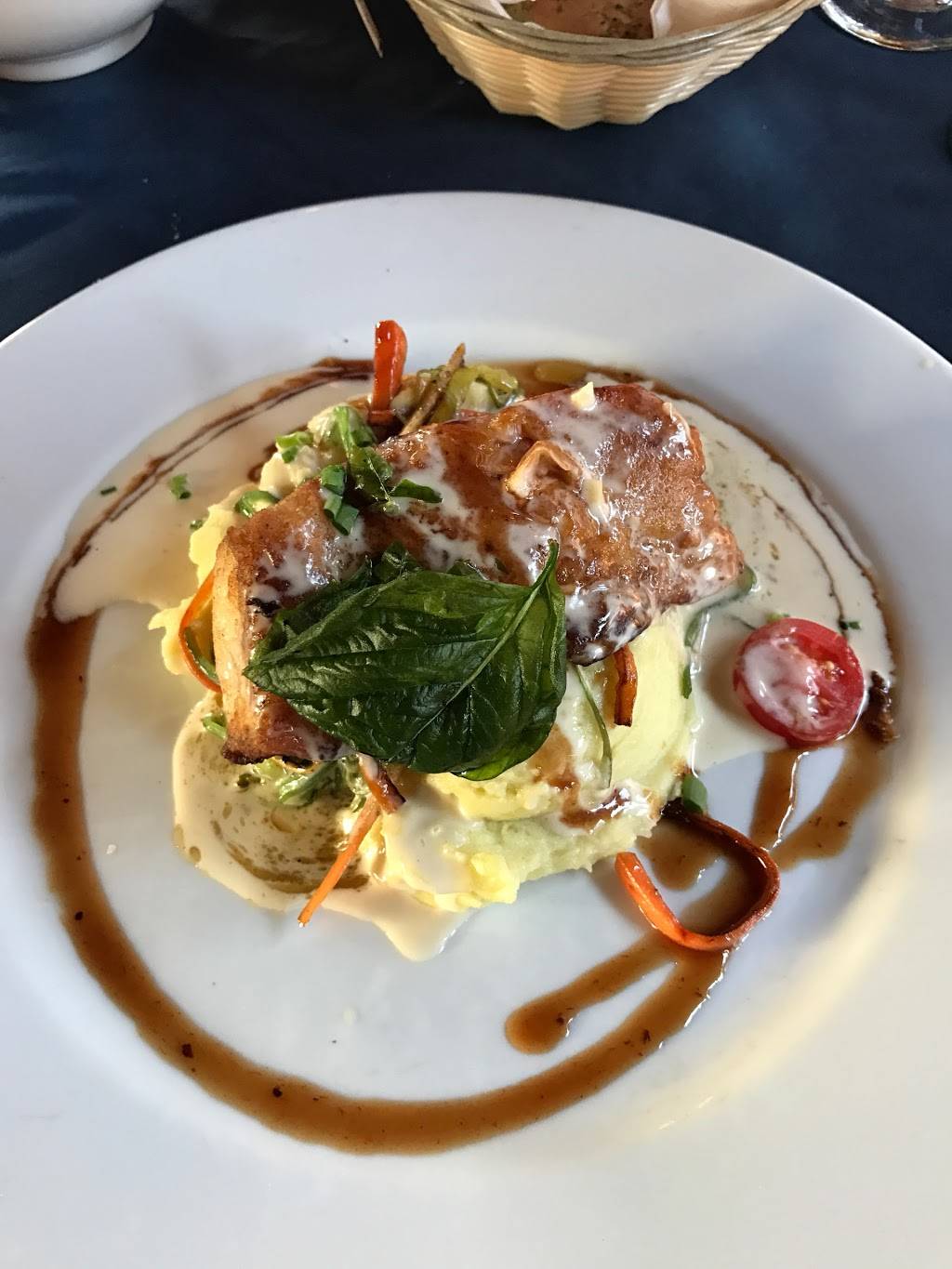 Fratellos Italian Restaurant & Lounge | restaurant | 810 The Plaza, Sea Girt, NJ 08750, USA | 7329748833 OR +1 732-974-8833