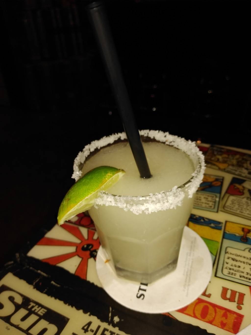 Rock & Wings | restaurant | 2180 White Ln, Bakersfield, CA 93304, USA | 6612825104 OR +1 661-282-5104