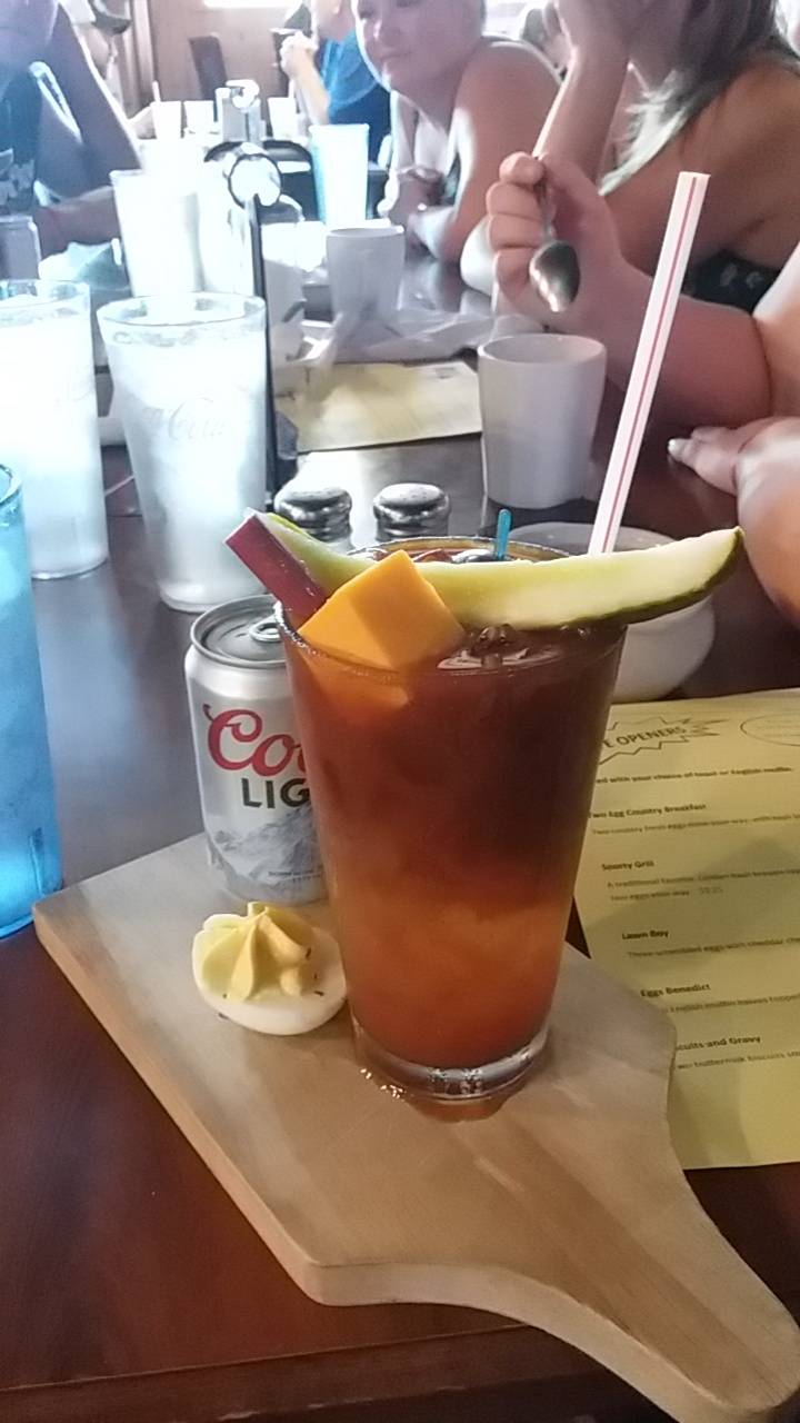 Sportsmans Cafe & Lounge | restaurant | 217 Main St, Somerset, WI 54025, USA | 7152475174 OR +1 715-247-5174