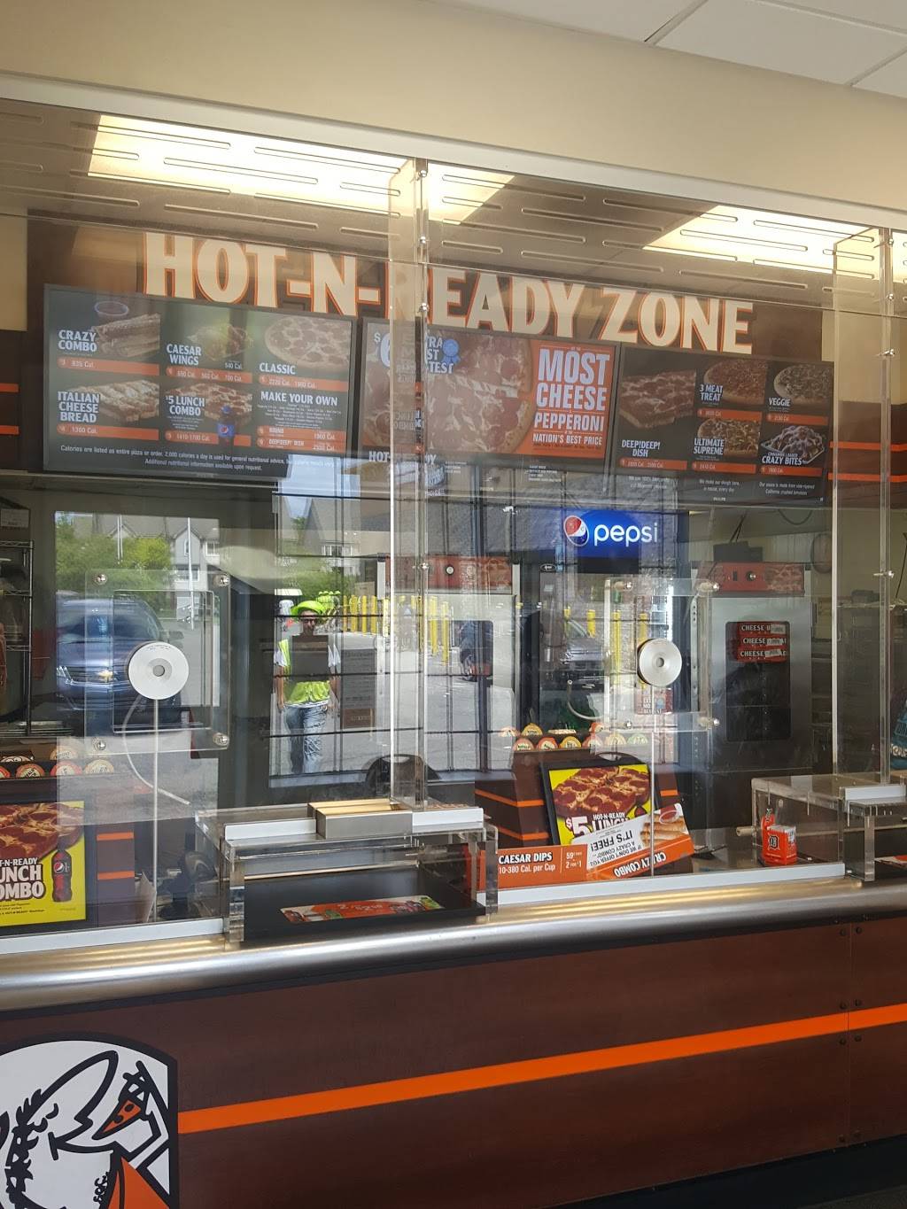 Little Caesars Pizza | meal takeaway | 530 E Warren Ave, Detroit, MI 48201, USA | 3138322200 OR +1 313-832-2200