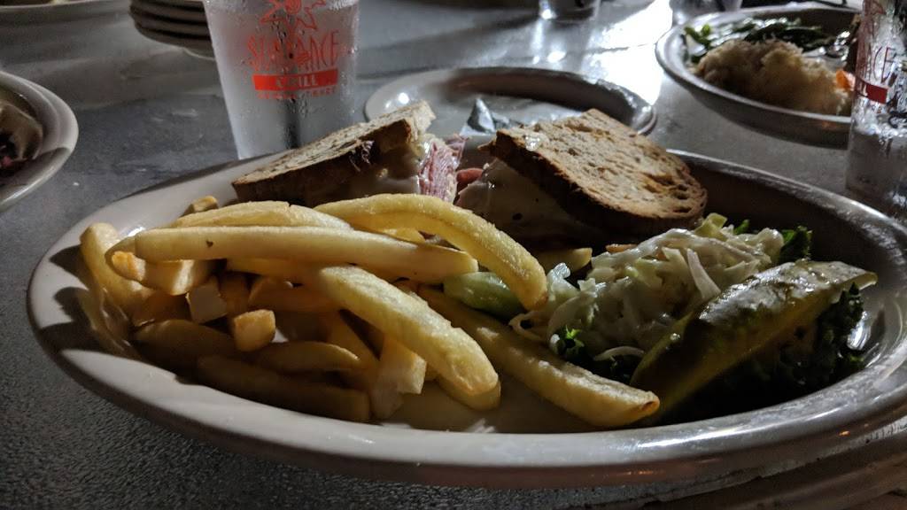 Sundance Grill II | restaurant | 800 Mariners Dr, Kemah, TX 77565, USA | 2815355350 OR +1 281-535-5350