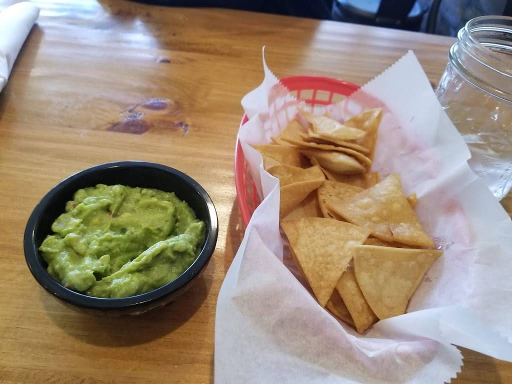 Easton Taco & Rotisserie | restaurant | 1054 Northampton St, Easton, PA 18042, USA | 6104380974 OR +1 610-438-0974