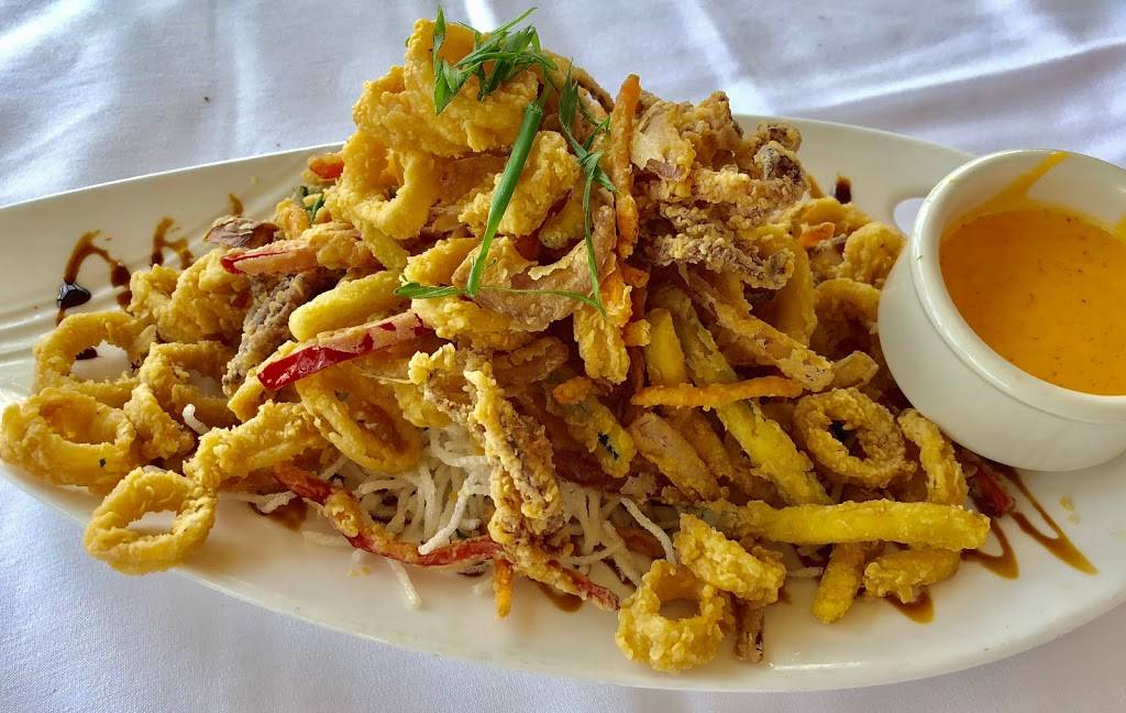 Chart House | restaurant | 739 E César E. Chávez Blvd, San Antonio, TX 78205, USA | 2102233101 OR +1 210-223-3101