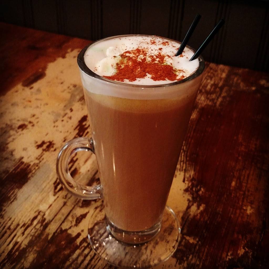 The Farmers Daughter | restaurant | 122 Main St, North Easton, MA 02356, USA | 5082970286 OR +1 508-297-0286