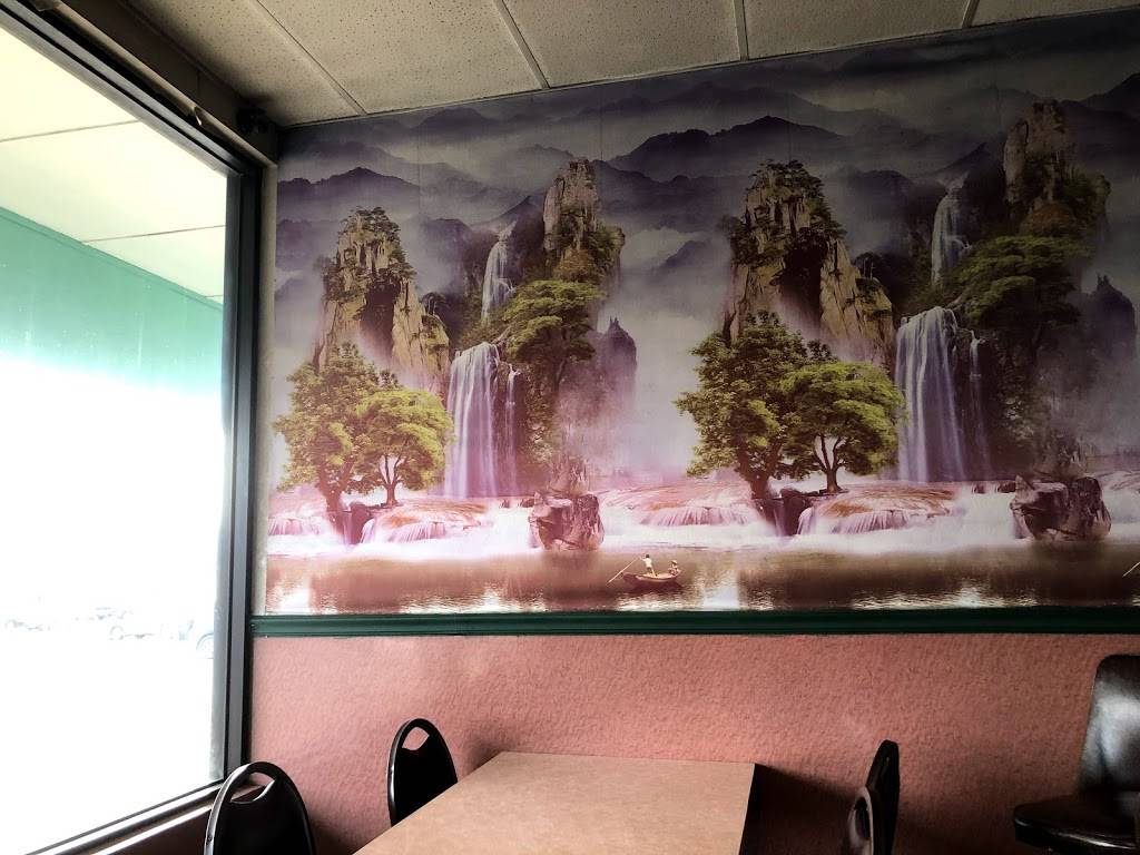 Main Moon Chinese Restaurant | restaurant | 200 E 2nd St, Salem, OH 44460, USA | 3303378338 OR +1 330-337-8338