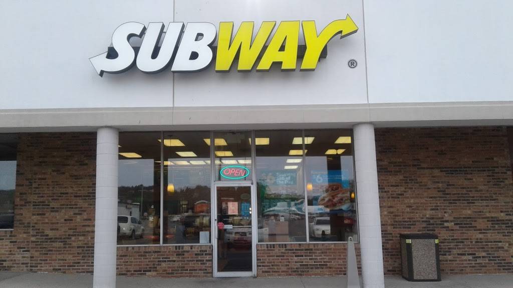 Subway | restaurant | 1127 U.S. 31 N, Petoskey, MI 49770, USA | 2313483838 OR +1 231-348-3838