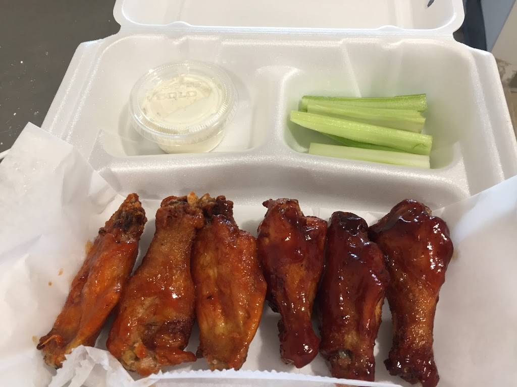 Twyla’s Restaurant and Bar | restaurant | 304 West Front St, La Monte, MO 65337, USA | 6606197009 OR +1 660-619-7009