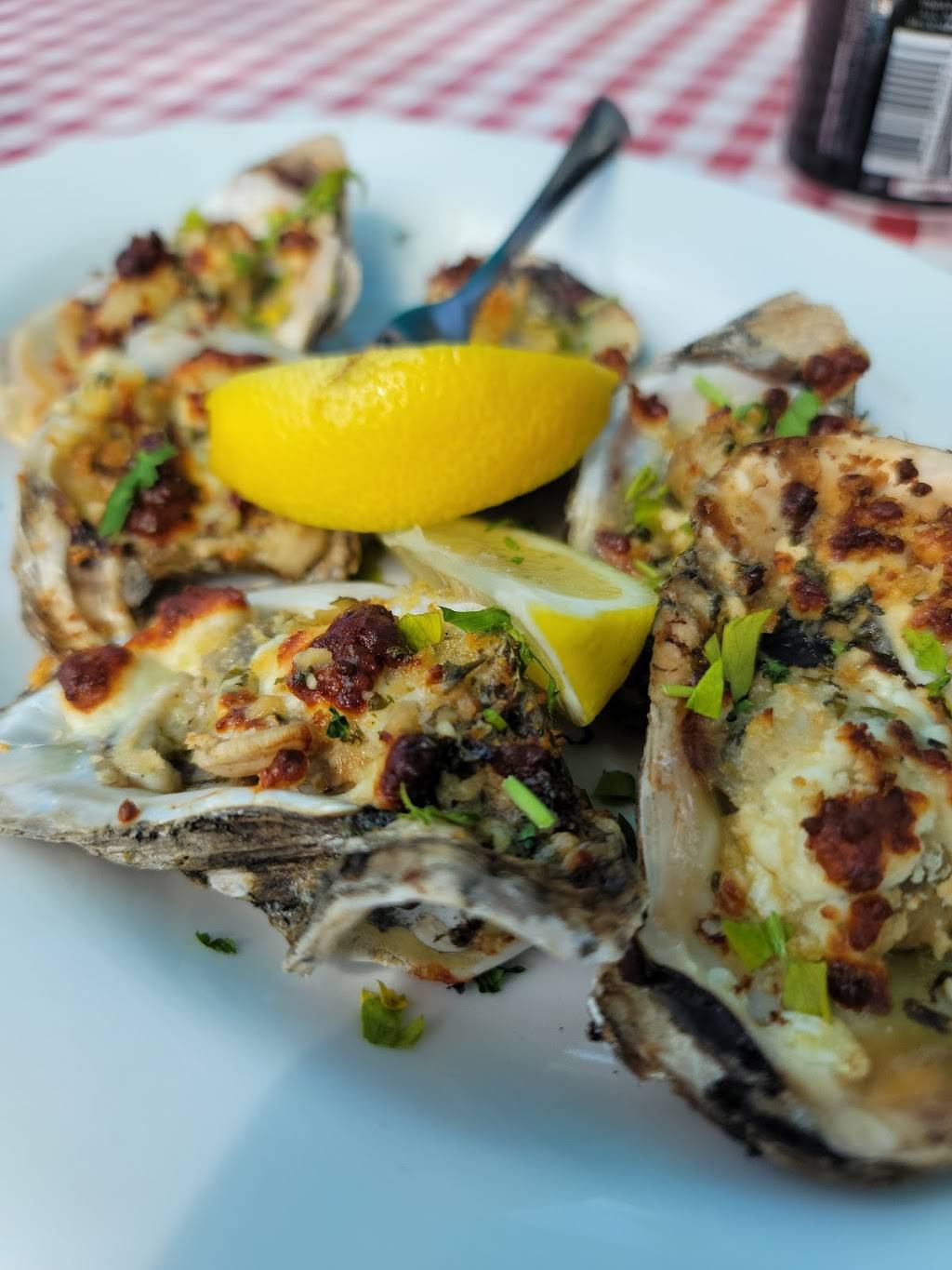 Morgan Maes Oyster House | restaurant | 606 N Pinellas Ave, Tarpon Springs, FL 34689, USA | 7279357380 OR +1 727-935-7380