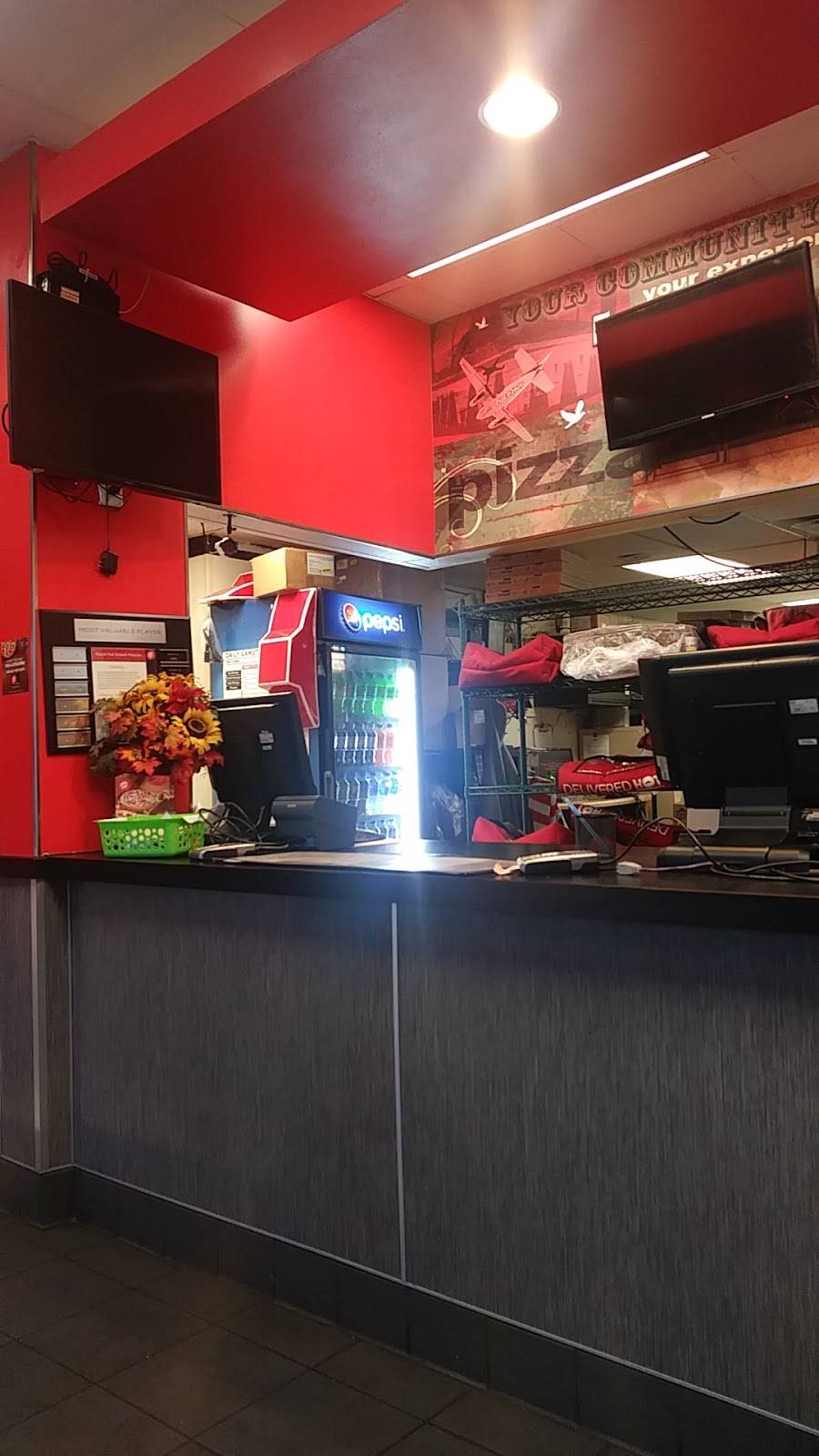 Pizza Hut | restaurant | 3909 South Blvd, Charlotte, NC 28209, USA | 7045227000 OR +1 704-522-7000