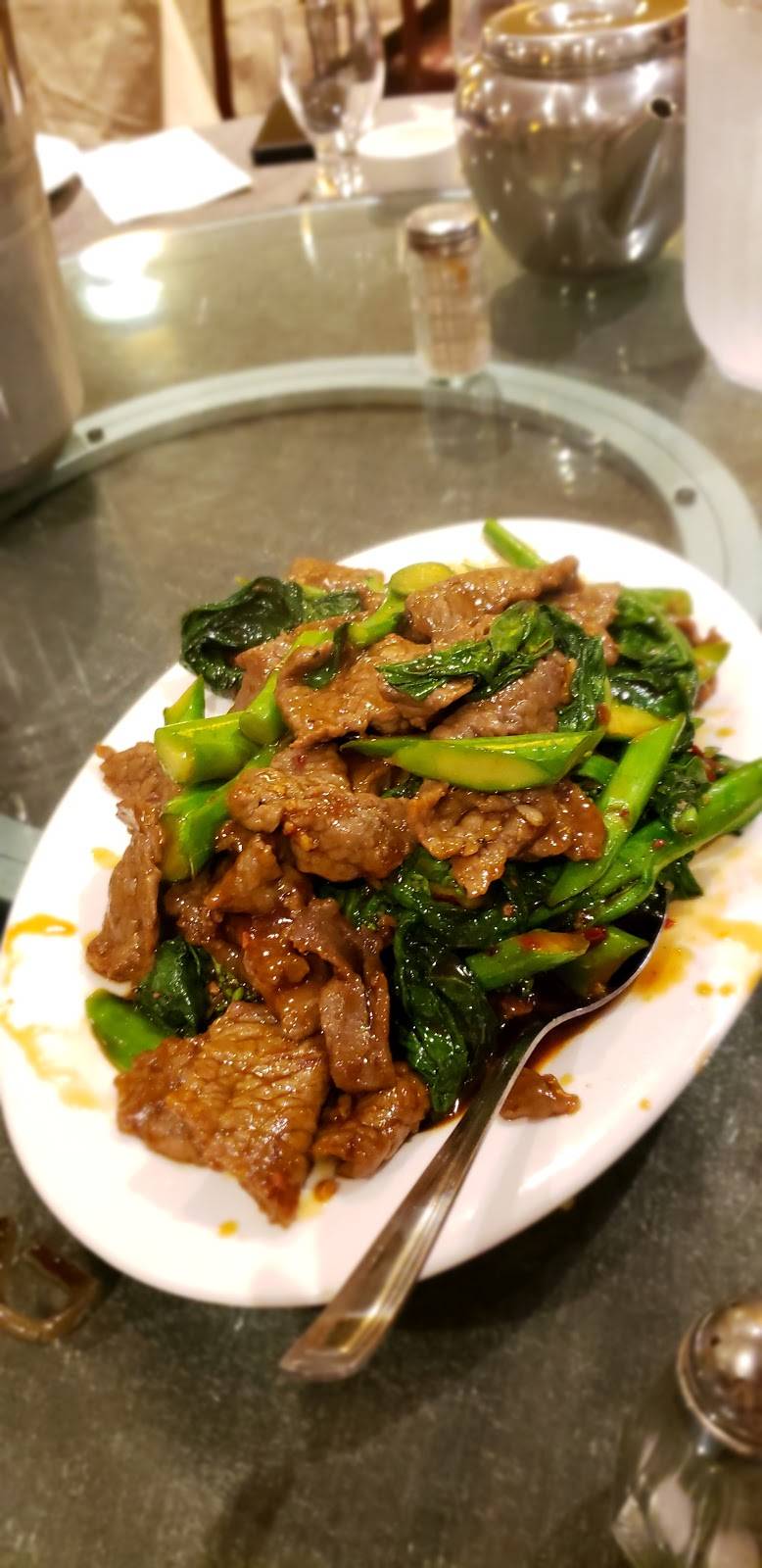 Kum Mon Restaurant | restaurant | 6565 Chemin de la Côte-des-Neiges, Montréal, QC H3S 2A5, Canada | 5147336029 OR +1 514-733-6029