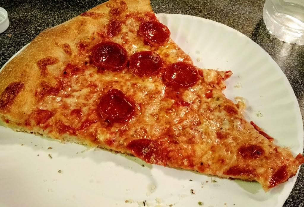 Cantoni’s Pizza | restaurant | 1116 Fairmont Ave, Fairmont, WV 26554, USA | 3045348777 OR +1 304-534-8777