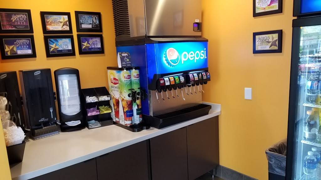 Deli Delicious Downtown Fresno st/ McKenzie | restaurant | 264 N Fresno St, Fresno, CA 93701, USA | 5598402739 OR +1 559-840-2739