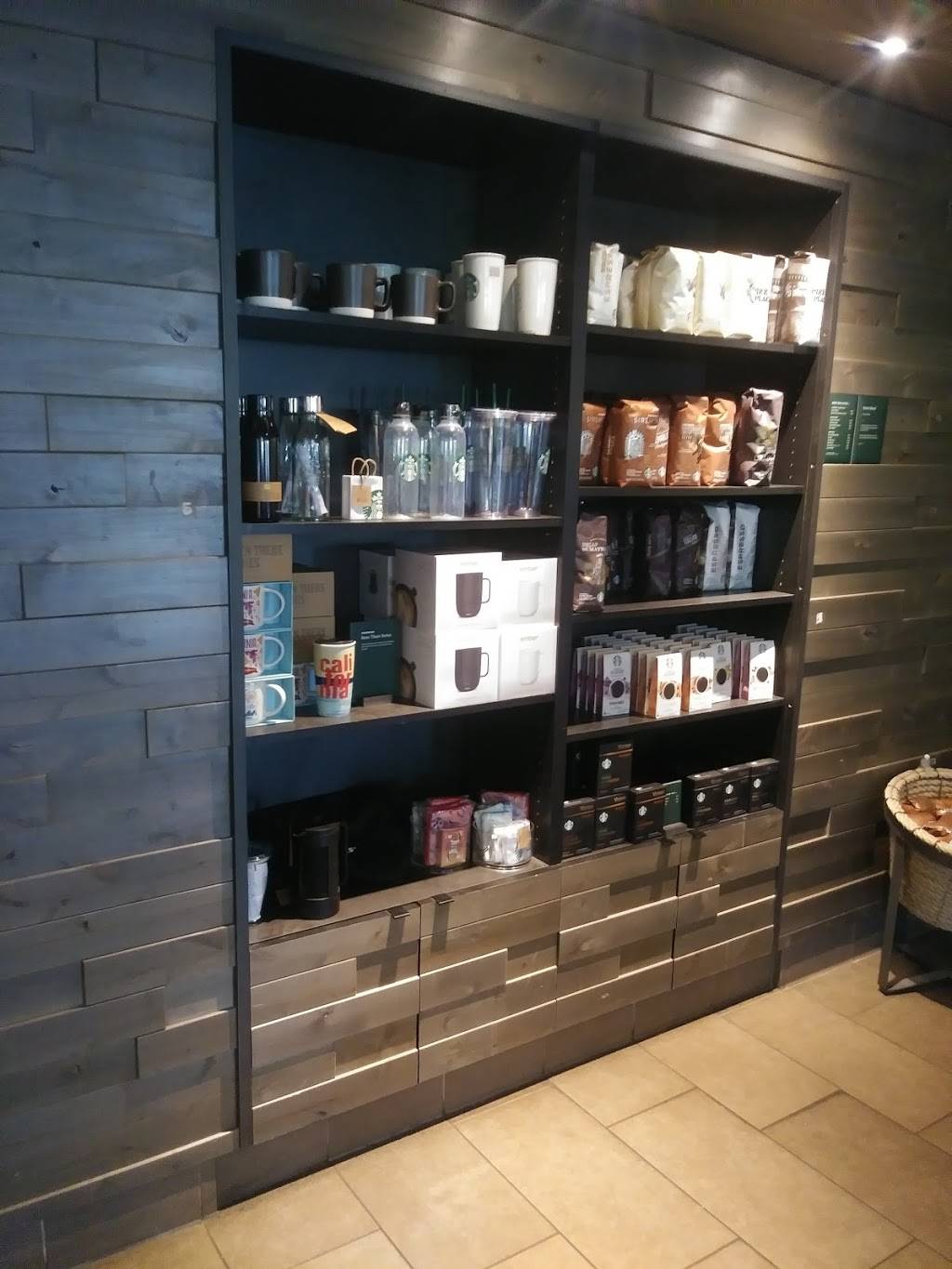 Starbucks | cafe | 11152 Rancho Carmel Dr, San Diego, CA 92128, USA | 7605221656 OR +1 760-522-1656