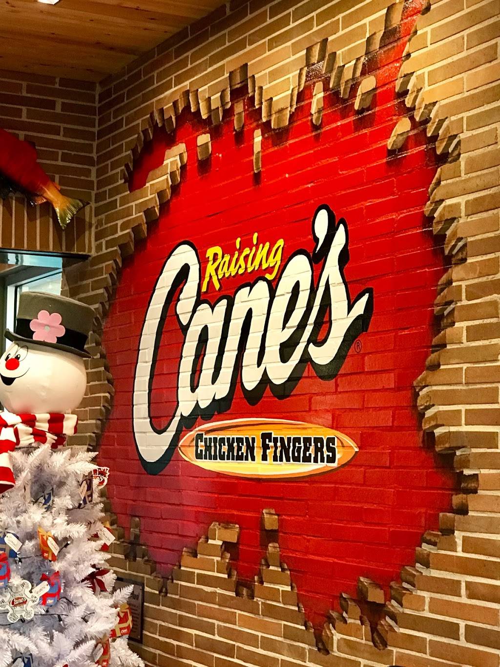 Raising Canes Chicken Fingers | meal takeaway | 5425 S Padre Island Dr Lot 138, Corpus Christi, TX 78411, USA | 3619060838 OR +1 361-906-0838