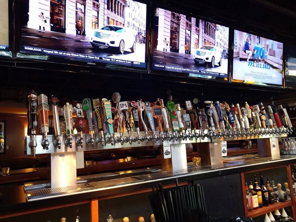 Bar Louie | night club | 200 E W Rand Rd, Mt Prospect, IL 60056, USA | 8473943456 OR +1 847-394-3456