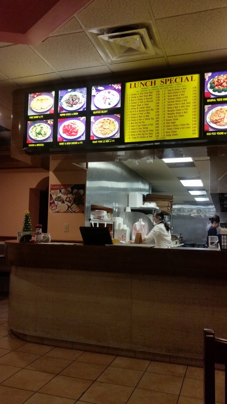 China King | restaurant | 12993 N, Wintzell Ave # A, Bayou La Batre, AL 36509, USA | 2518243388 OR +1 251-824-3388