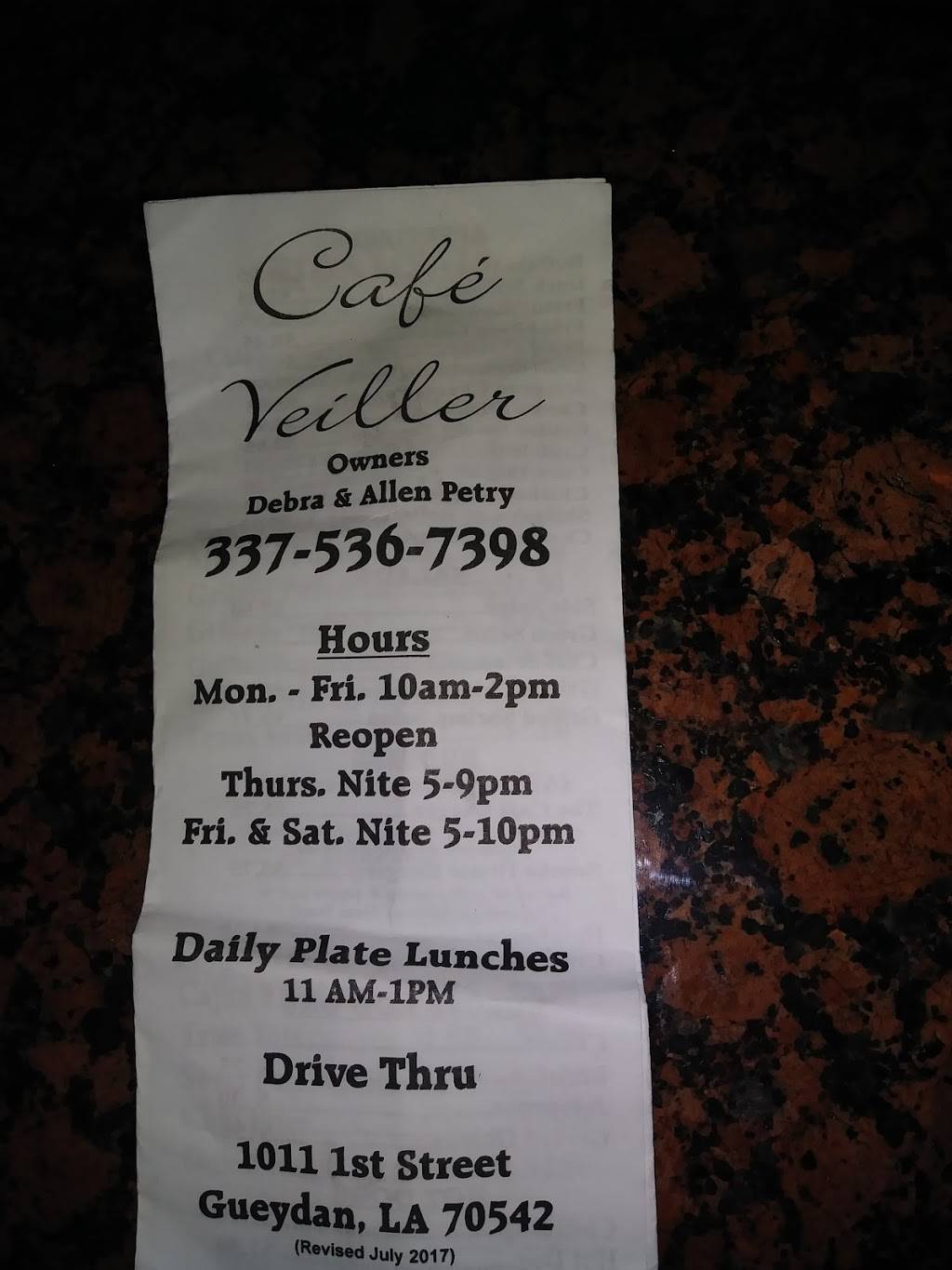 Cafe Veiller | restaurant | 1011 1st St, Gueydan, LA 70542, USA | 3375367398 OR +1 337-536-7398