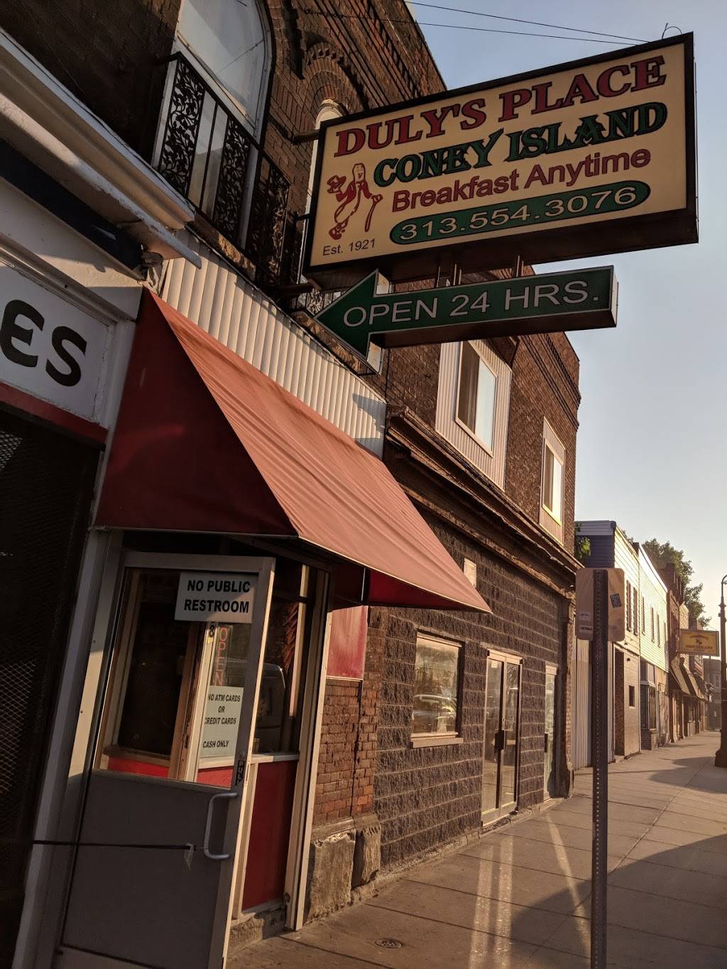 Dulys Place | restaurant | 5458 W Vernor Hwy, Detroit, MI 48209, USA | 3135543076 OR +1 313-554-3076