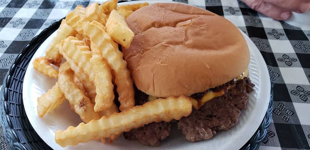 Hollar’s Backstreet Grill | restaurant | 36 Linneys Mountain Rd, Taylorsville, NC 28681, USA | 8286328999 OR +1 828-632-8999