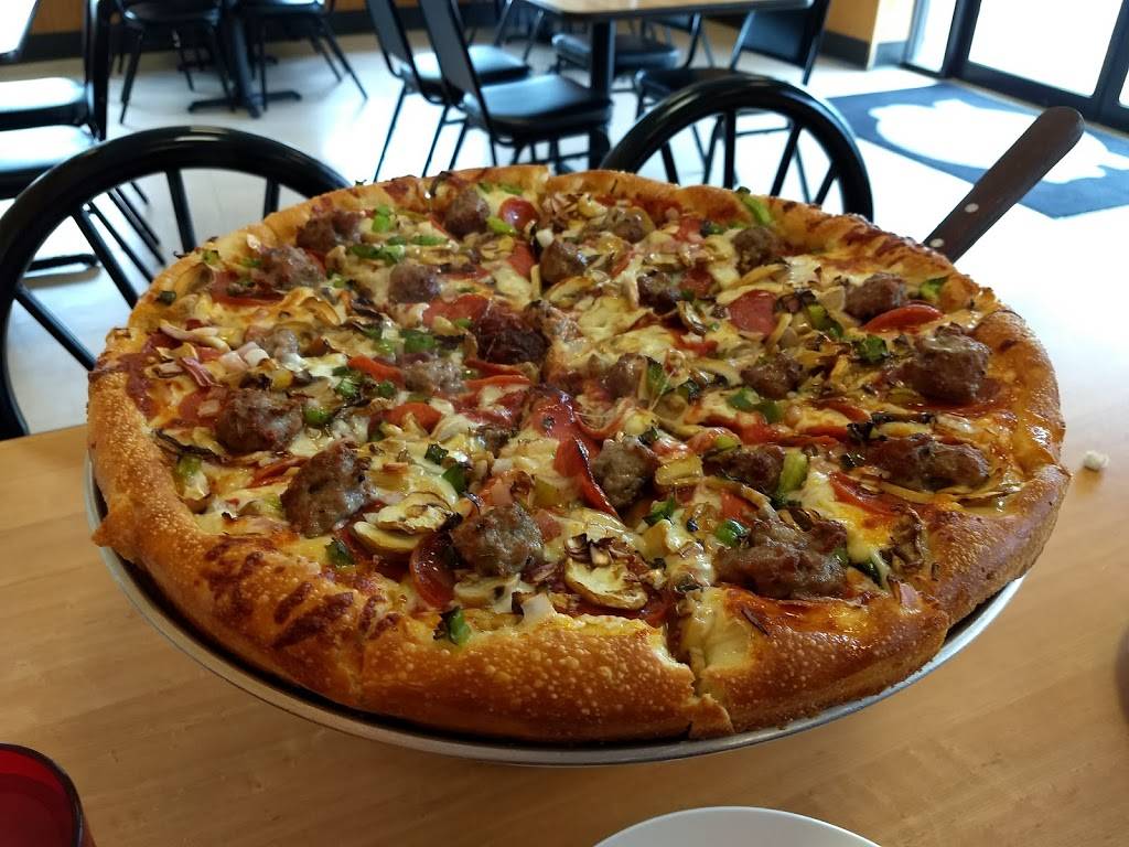 FATBOB Pizza | restaurant | 1739 Pearl Rd, Brunswick, OH 44212, USA | 3302735455 OR +1 330-273-5455