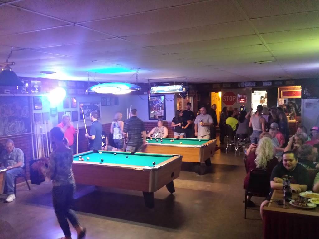 Club House Pizza | restaurant | 210 E Main St, Ney, OH 43549, USA | 4196582720 OR +1 419-658-2720