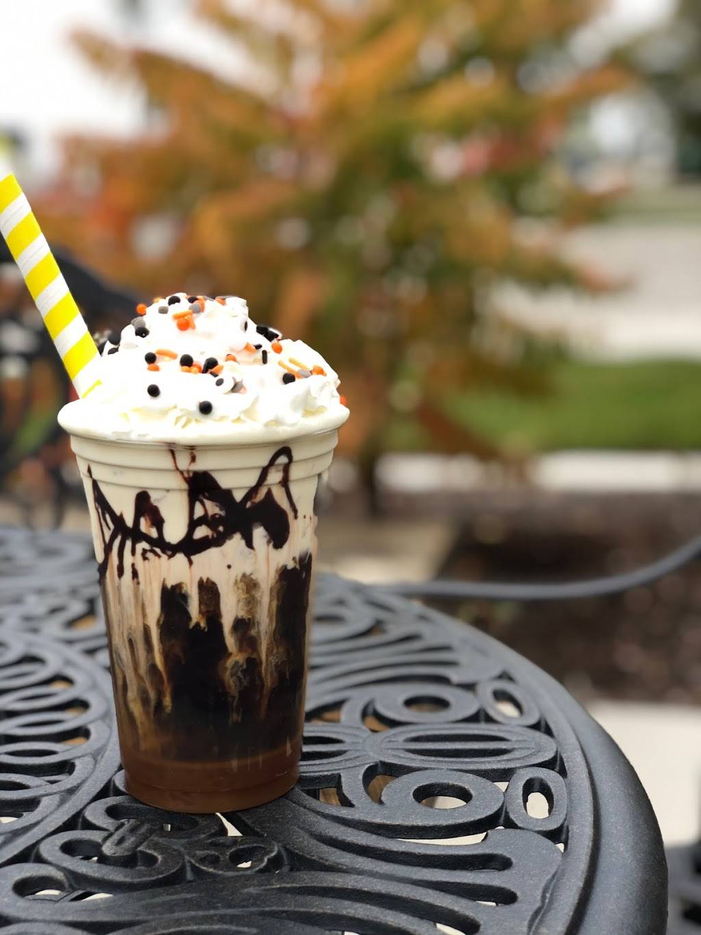 Common Grounds Cafe & Pie Shop | restaurant | 102 West Gridley Street, Gridley, IL 61744, USA | 3097473500 OR +1 309-747-3500