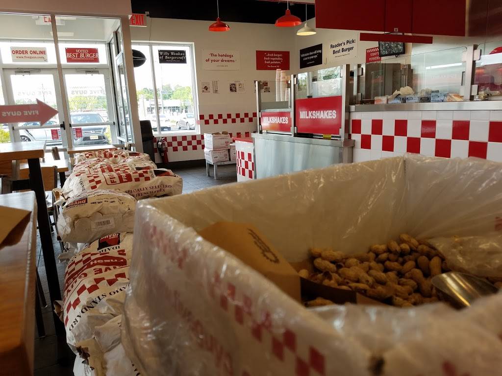 Five Guys | meal takeaway | 50 Racetrack Rd, East Brunswick, NJ 08816, USA | 7322548888 OR +1 732-254-8888