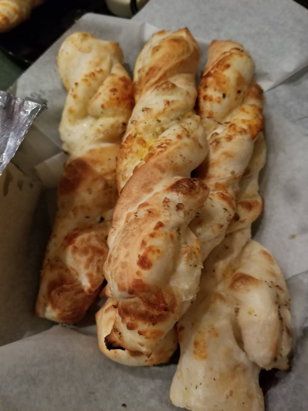 Round Table Pizza | meal delivery | 4751 Galleria Pkwy #101, Sparks, NV 89436, USA | 7756261350 OR +1 775-626-1350