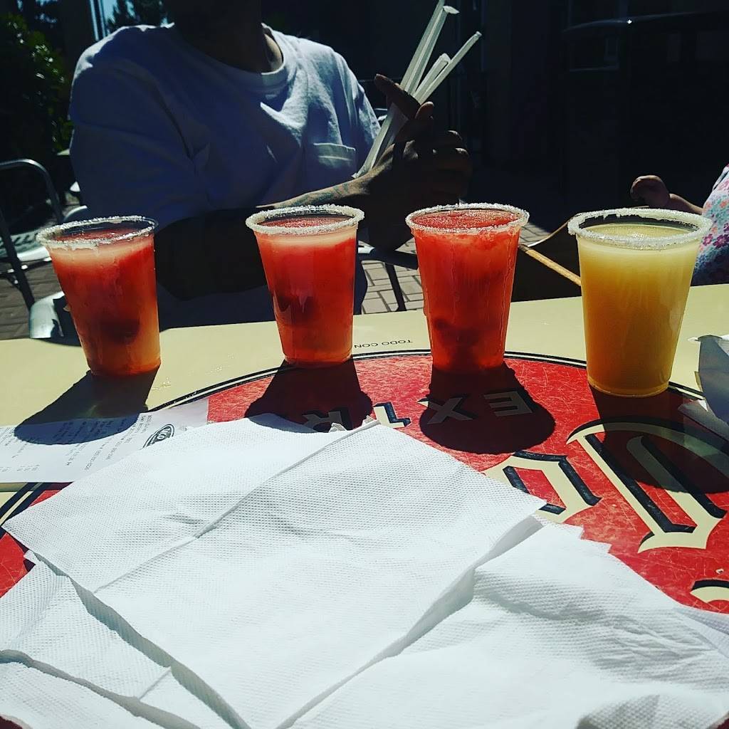 Taco Cabana | restaurant | 8030 Culebra Rd, San Antonio, TX 78251, USA | 2106841946 OR +1 210-684-1946